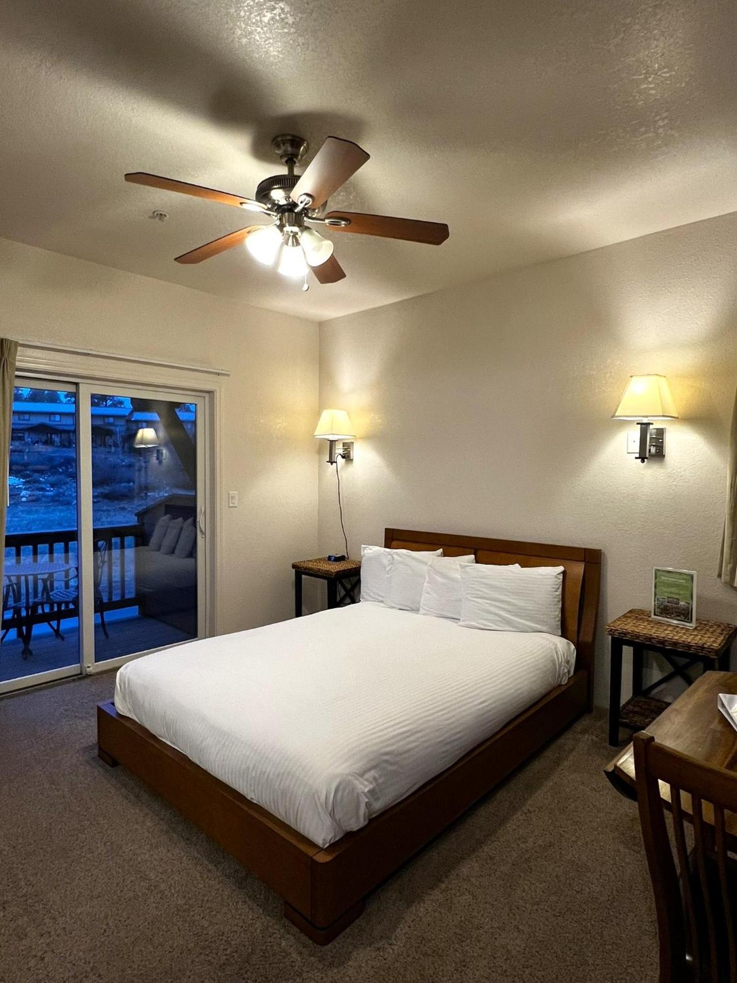 Canyon Plaza Premier Studio And Apartments Tusayan Exterior photo