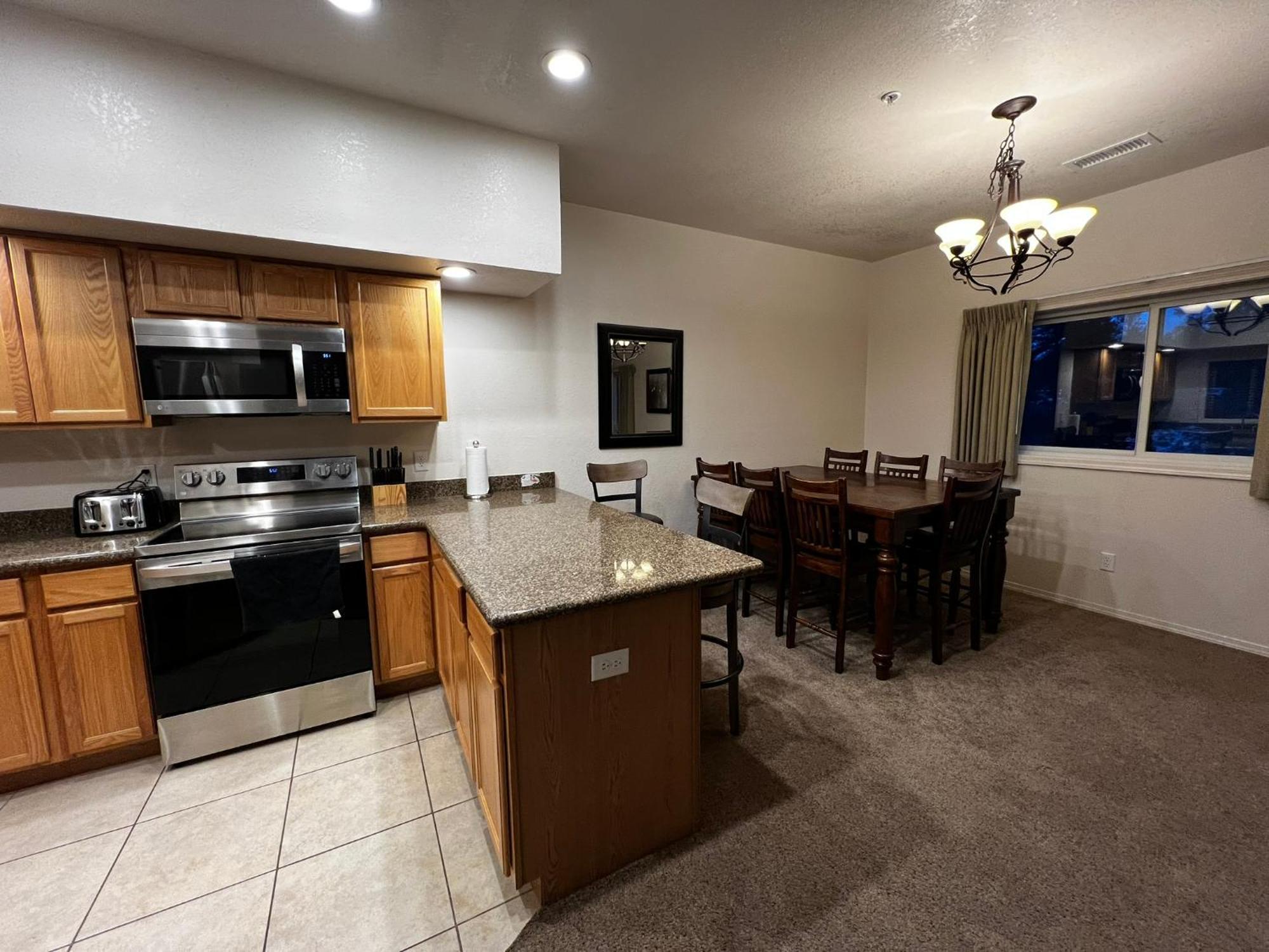 Canyon Plaza Premier Studio And Apartments Tusayan Exterior photo